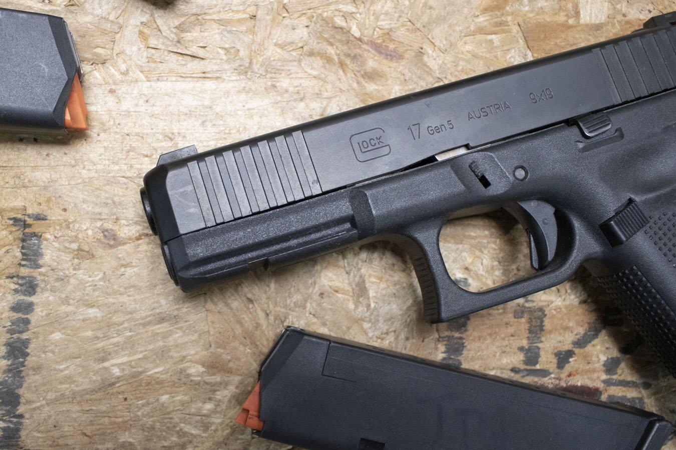 GLOCK 17 Gen5 9mm Police Trade-In Pistols (Good Condition)